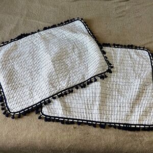 Artisan de Luxe Home Set 2 White Blue Quilted Stripe Tassel Pillow Covers Shams